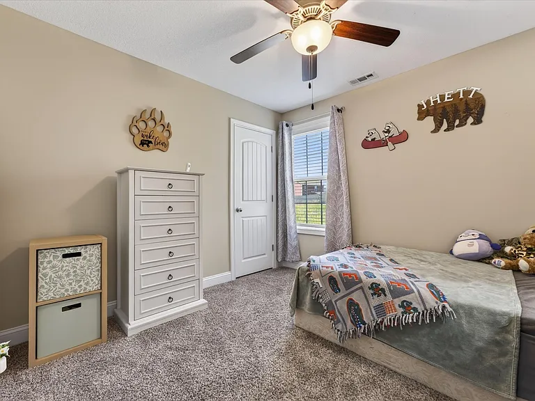 1044 Charles Thomas Dr — Photo 12