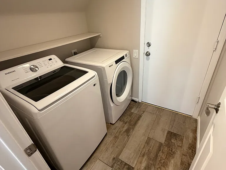9011 E Sharon Dr — Photo 31