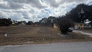 1st image of Avenue R