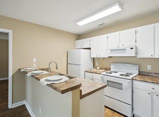 Seasons Apartments, Statesboro, GA 30458
