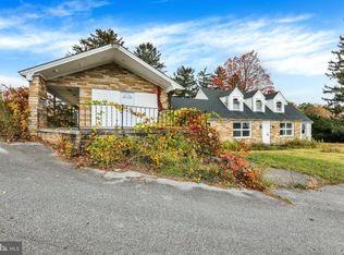 664 S Breezewood Rd, Breezewood, PA 15533