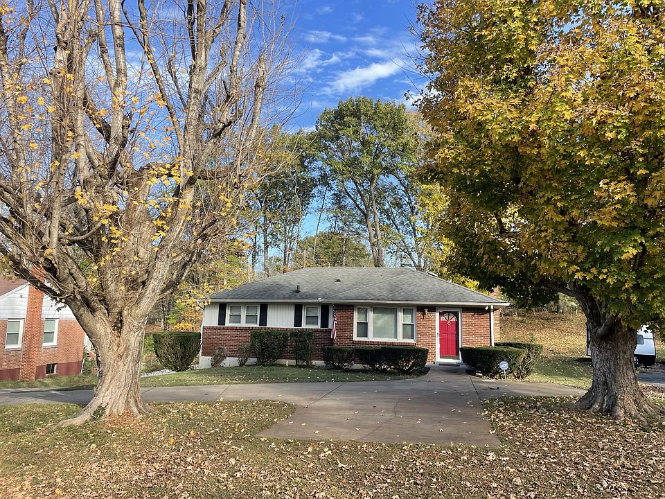 1st image of 129 Keith Dr