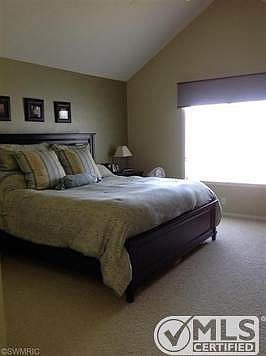 5th image of 1391 Woodfield Dr
