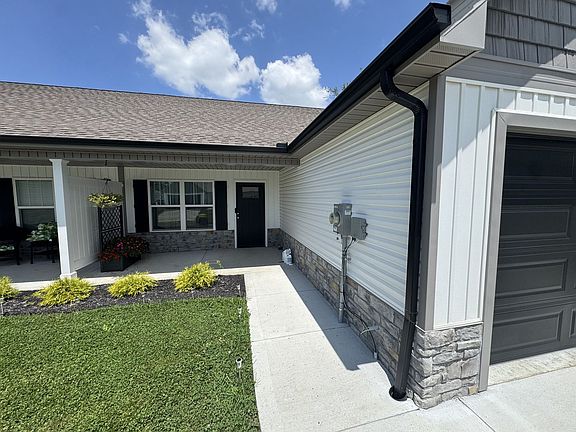 2nd image of 7310 Bonnie Marie Way