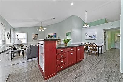 1st image of 4011 Owen Ln #1B-689719