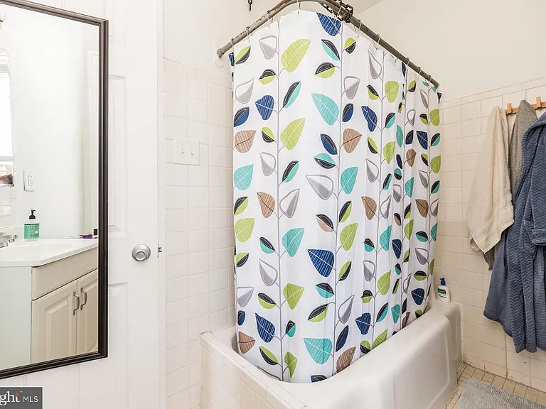 1331 Reed St #3 — Photo 9