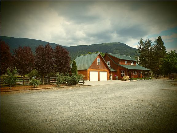 House + orchard/garden area
