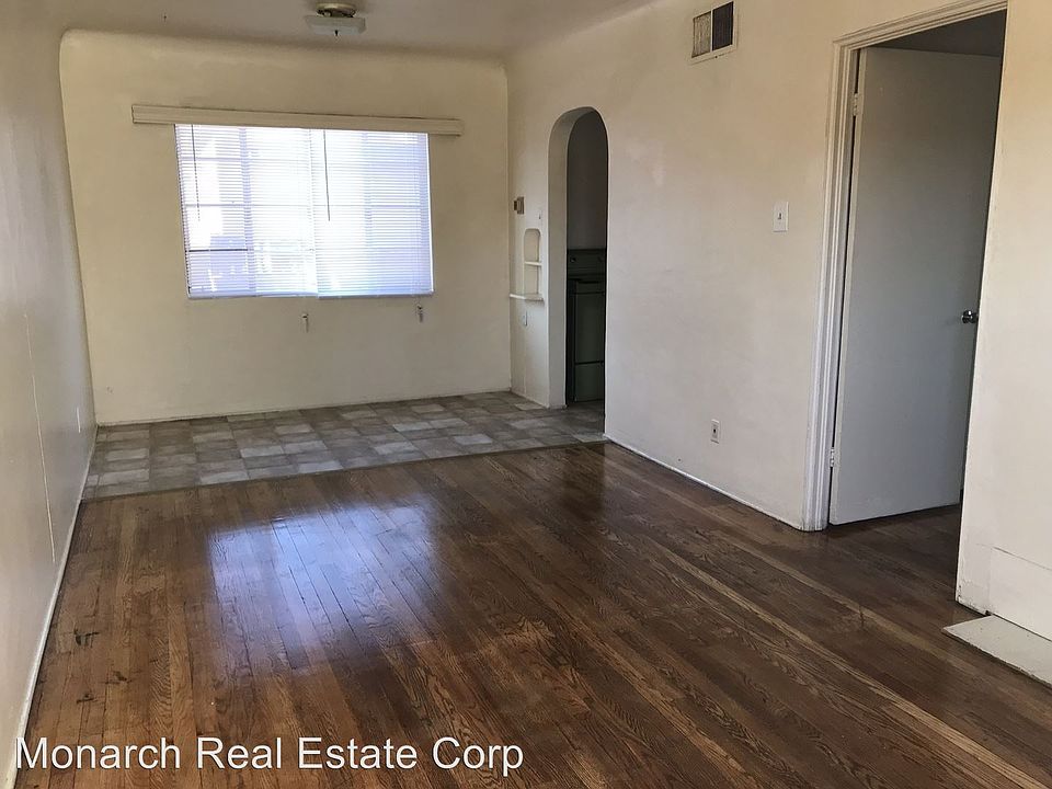 1st image of 304 W Hadley Ave