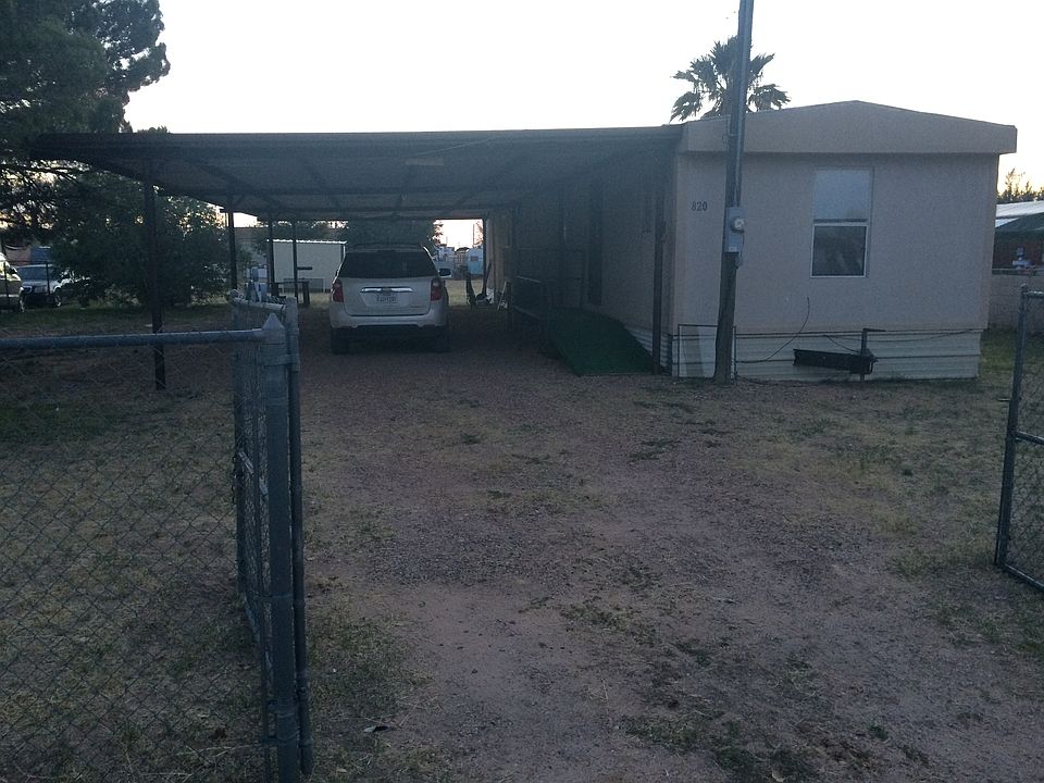 1st image of 820 Agua Clara St