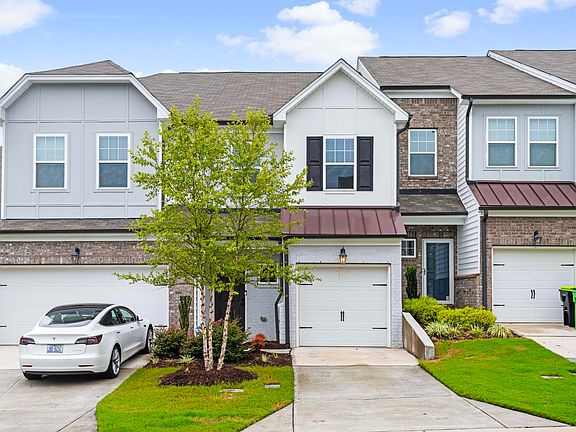 2nd image of 805 Malta Way