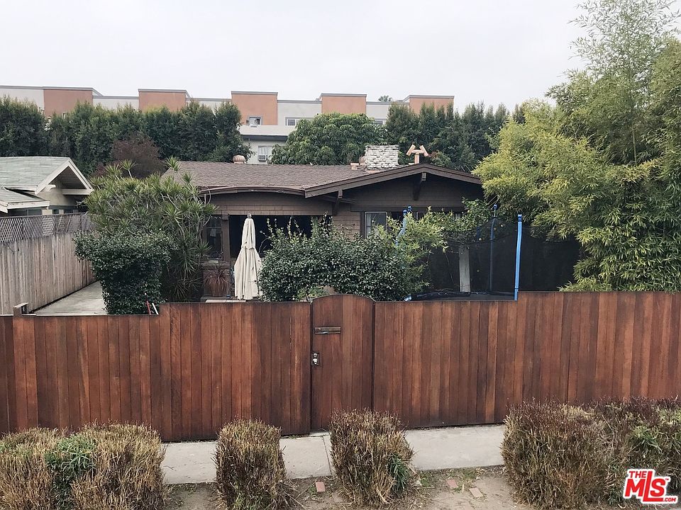 1st image of 509 N Saint Andrews Pl