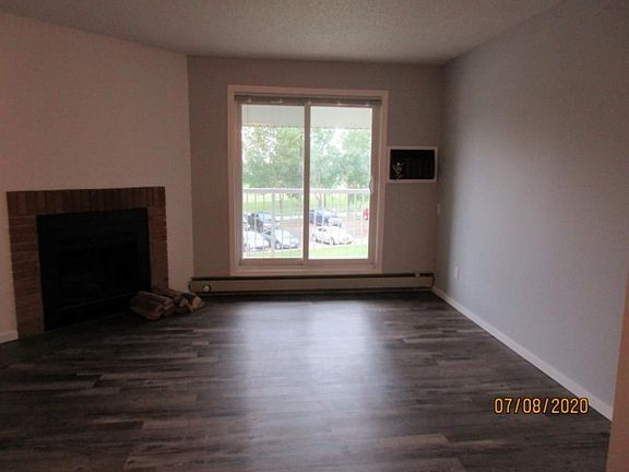 4th image of 3009 57a Ave #307