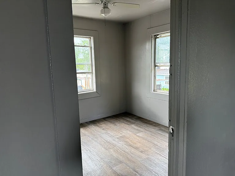 613 N Eye St #13 — Photo 3