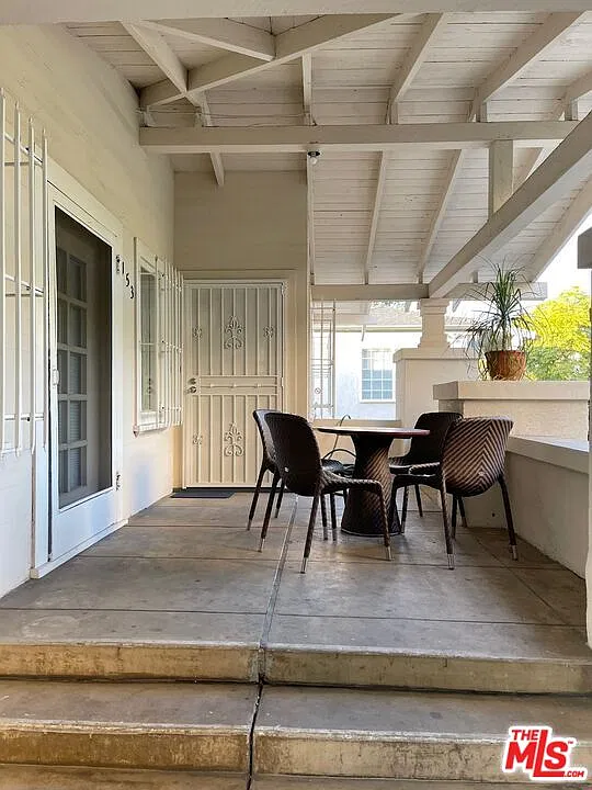 4 bed, 3.0 bath, 2052 sqft, $6,700 — Photo 2