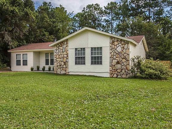 2nd image of 8636 Kingfisher Ln