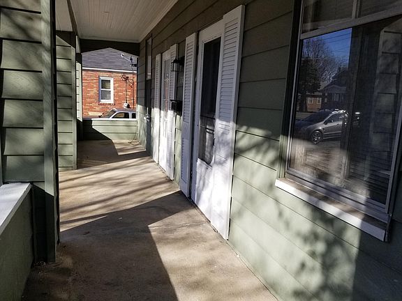2nd image of 1921 McLaran Ave