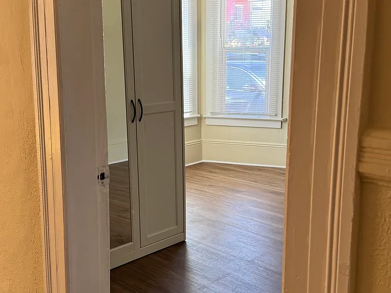 710 Olive Ave #HOUSE — Photo 10
