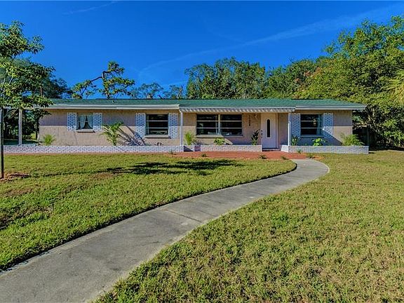 2nd image of 11008 N Forest Hills Dr