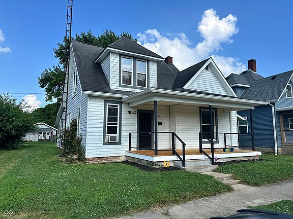 2nd image of 739 Maple St