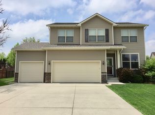 14510 Maple Dr, Urbandale, IA 50323