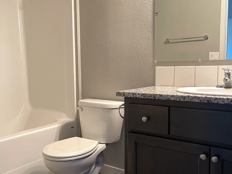 3534 Anchor Ct NE — Photo 9