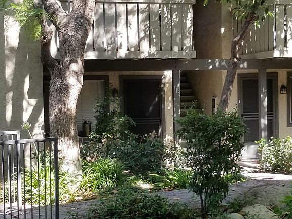 2nd image of 960 E Bonita Ave Unit 114