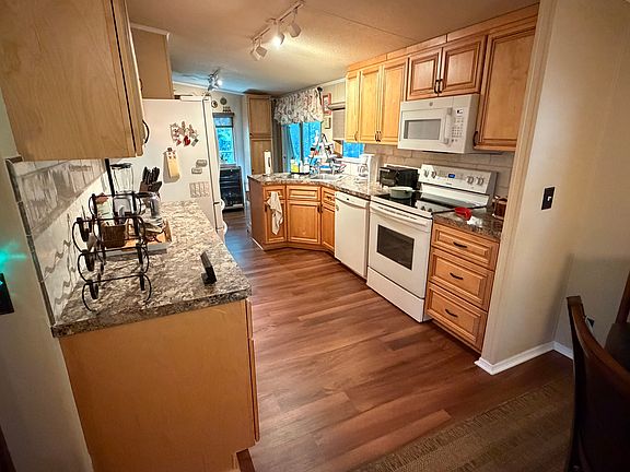 4th image of 10400 S Walden Forest Cir #205