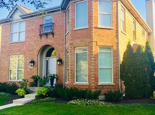 779 Lyster Rd, Highwood, IL 60040