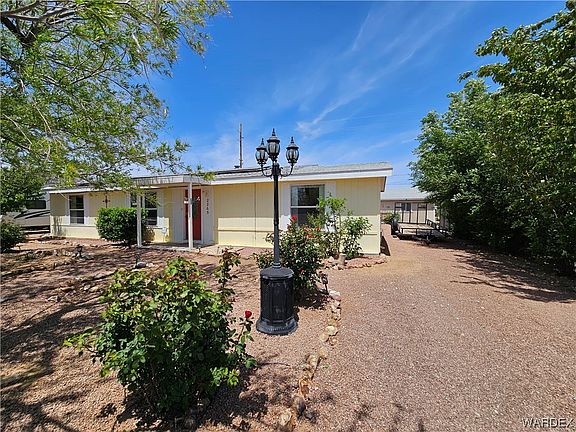 4th image of 2265 E John L Avenue