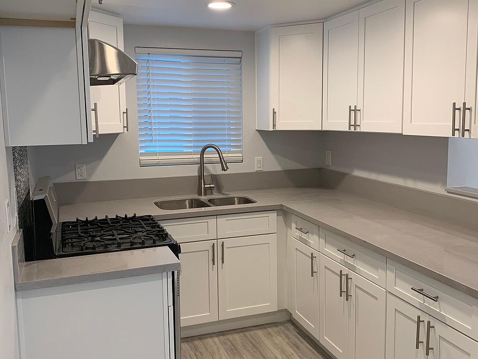 1st image of 217 N Monterey St #4