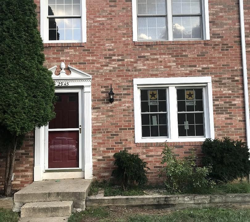 1st image of 2945 Paddock Wood Ct