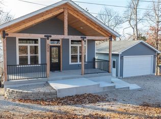220 Gold Finch Cir, Camdenton, MO 65020