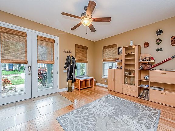 2nd image of 3214 W San Pedro St