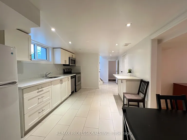 78 Athol Ave — Photo 36