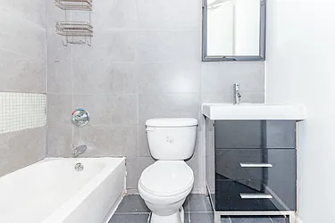 Rented by Rennit Inc.