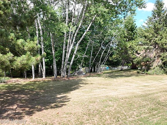 2nd image of 1033 Cantabrian Dr