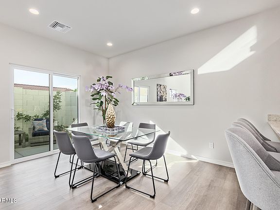 4th image of 2030 E MICHIGAN Avenue #6