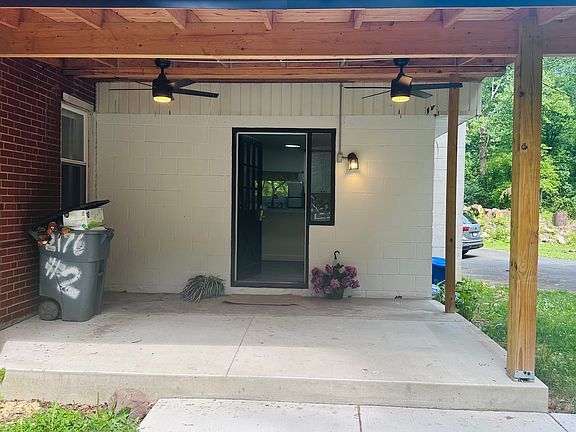 4th image of 2176 New Holland Rd #A