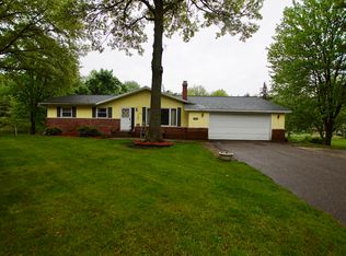 15948 Riley St, Holland, MI 49424