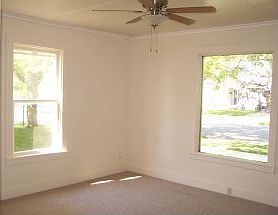 4th image of 318 W Picnic St