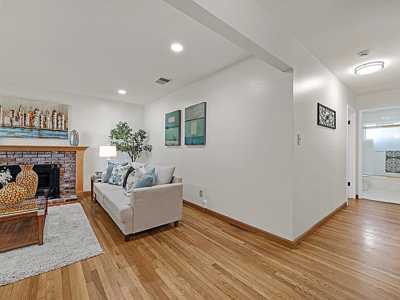 2nd image of 35212 Cano Ct