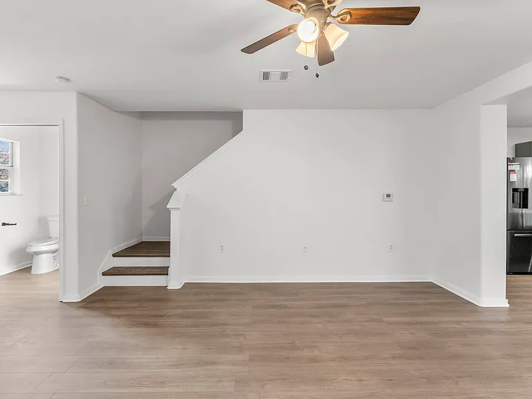2110 Nogales Trl — Photo 4
