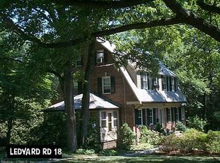 18 Ledyard Rd, West Hartford, CT 06117