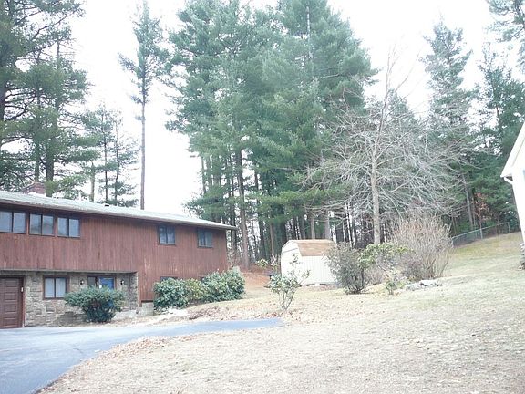 2nd image of 4 Monias Dr