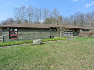 81 Sellersville Dr, East Stroudsburg, PA 18302
