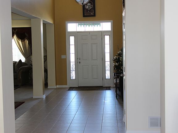 Two Storey Foyer
