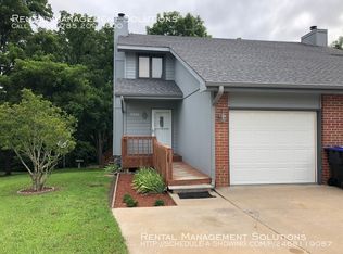 3406 SE Walnut Dr, Topeka, KS 66605