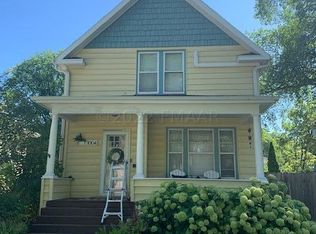 1004 9th St S, Fargo, ND 58103