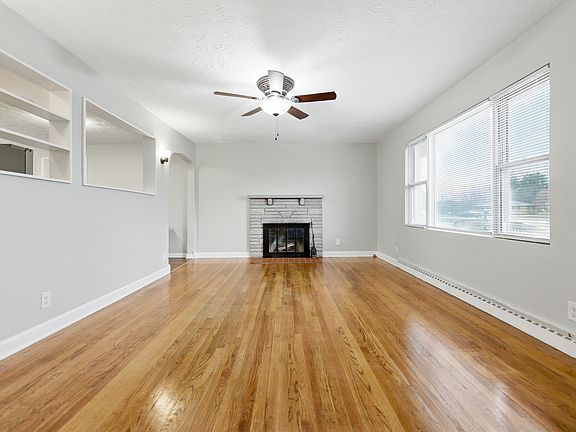 4th image of 1114 S Avon Ave