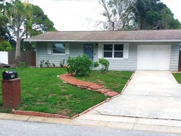 5973 McKee Lake Dr N, Saint Petersburg, FL 33709
